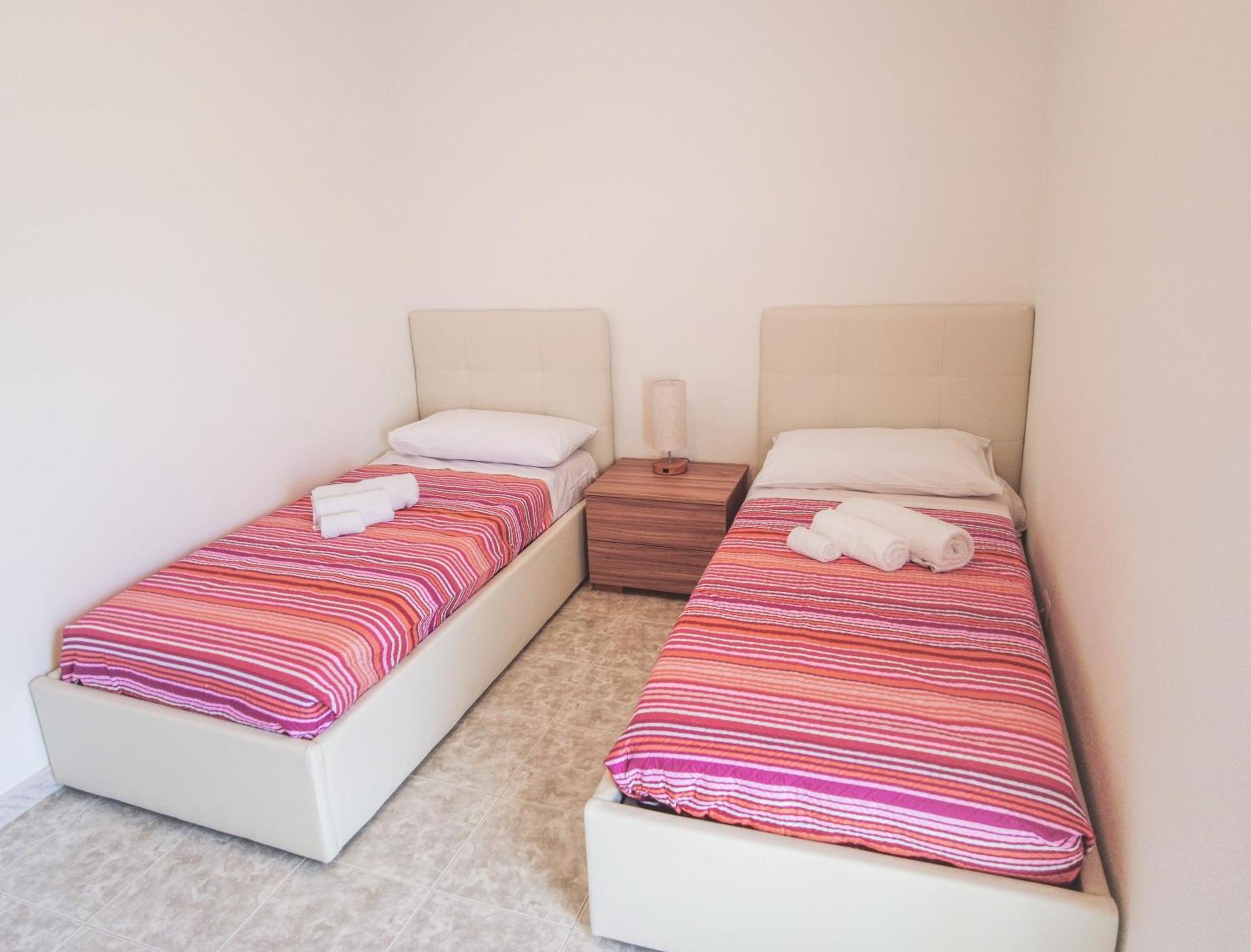 Budget Beds Alghero Eksteriør billede